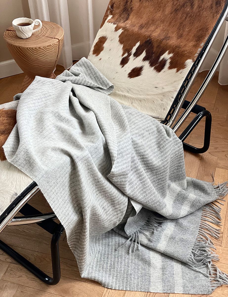 River pledd Lys grå/Elfenbenshvit